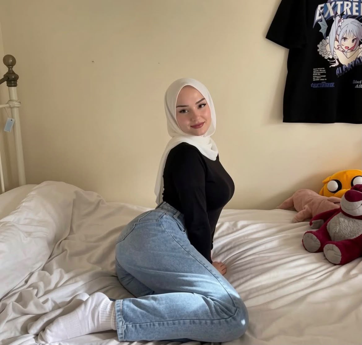 Bayraklı Saatlik Görüşen Bayan Escort Berkay