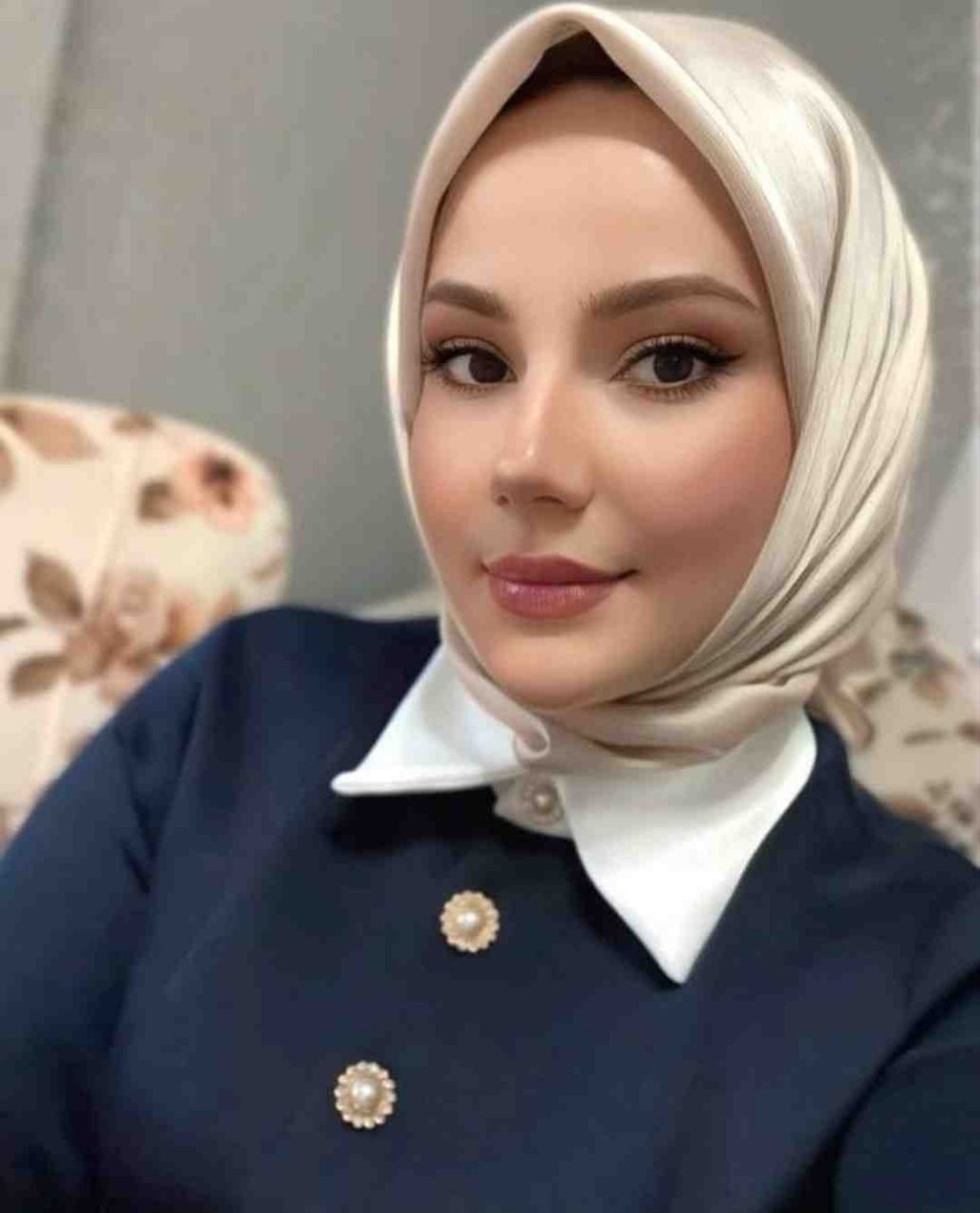 Bayraklı Hayatımda Beni Duyacak Kadın Escort Banu